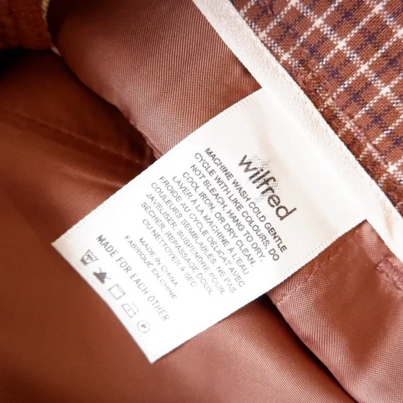 SOLD- WILFRED New Tie Front Pants size 4 - Picture 7 of 8